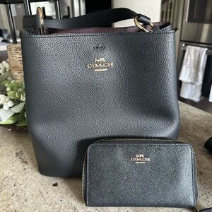 Coach bucket bag